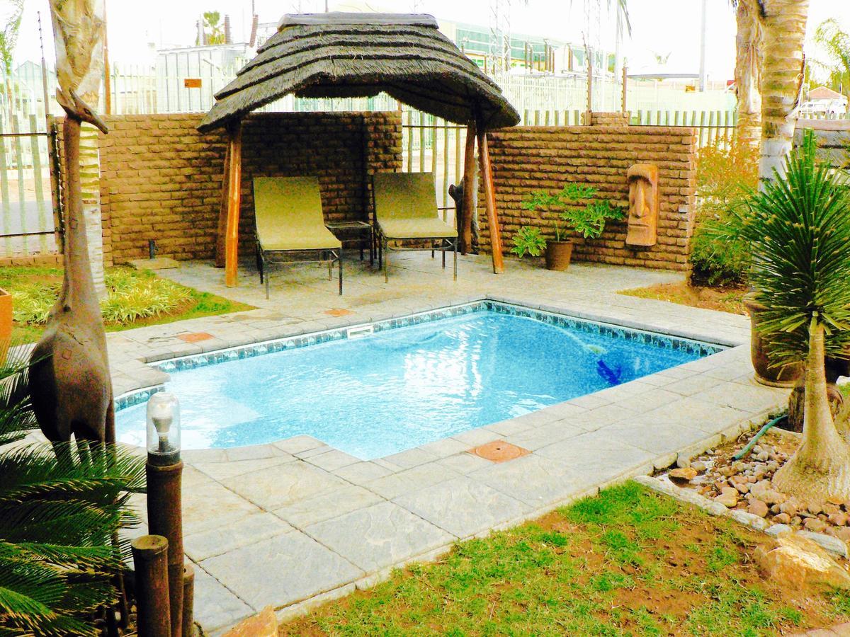 Country Lodge Upington Exterior foto