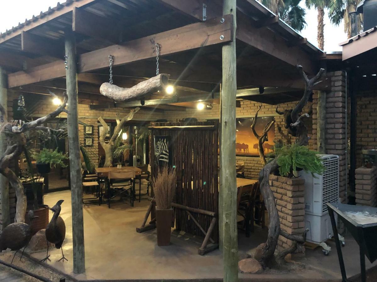 Country Lodge Upington Exterior foto